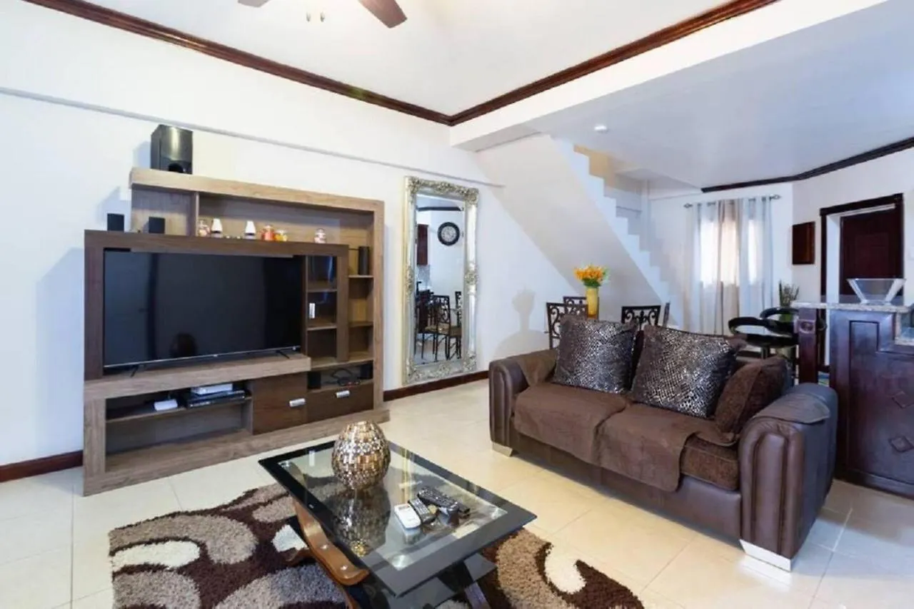 Lovely 2-Bed Apartment In The New Kingston Area 0*,  Jamaika