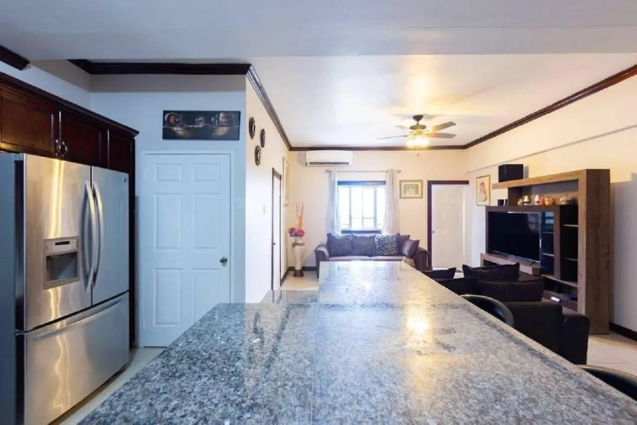 Lovely 2-Bed Apartment In The New Kingston Area 0*,  Jamaika